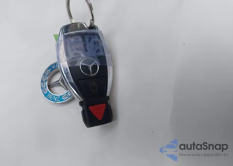 2018 Mercedes-Benz C 300 из США, поврежденный, VIN 55SWF4JB8JU240219